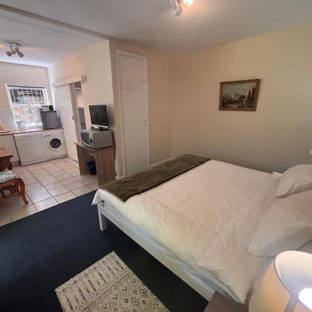 דירות קייפטאון Highlands Self Catering מראה חיצוני תמונה
